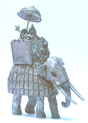 KM-1110 Indian elephant, barded with crenellated tower, Kushan general and umbrella bearer
Graeco bactrians from [url=http://khurasanminiatures.tripod.com/kushan.html]Khurasan[/url], painted by [url=http://www.ravenpainting.co.uk/]Raven painting[/url] 
Keywords: GRAECO indian