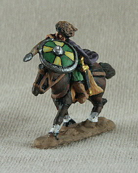 Gothic Cavalry GOC07 Mounted Warrior
Gothic Cavalry from [url=http://www.donnington-mins.co.uk/]Donnington[/url] tunic, spear, bareheaded, cloak, shield
Keywords: gothcav georgian lgoth lombards