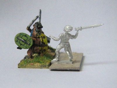 Unclothed Gallic Warriors from Fantassin
Shots of new Gallic range (pack code AGL-03) from Fantassin / [url=http://www.warmodelling.com]Warmodelling.com[/url] next to unclothed warrior from Essex.
Keywords: Gallic Galatian