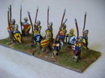 Medieval Catalan Almughavars
Actually spearmen from Alan Toullers range painted in Catalan colours
Keywords: medfoot