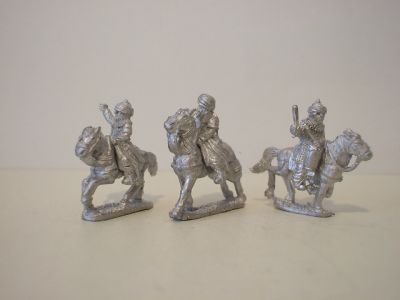 Crusade Era Arab Armoured Ayyubid lancers (Qaraghulams) 
Arabs from [url=http://www.legio-heroica.com/Musulmani-en.html]Legio Heroica[/url], pics supplied by the manufacturer. Command on Turcoman horse  (tail tied-up) 
Keywords: Arab fatimid seljuk ayyubid mamluk berber abbasid turks