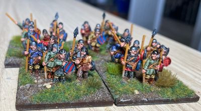 Click to view full size image
==============
Almughavars
From Lurkio - these have painted up OK in the end, but are definately one of the "Hobbity" ranges from Lurkio
Almughavars
From Lurkio - these have painted up OK in the end, but are definately one of the "Hobbity" ranges from Lurkio