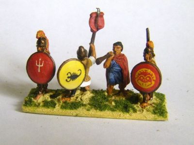 Hellenistic Hoplite Officers
Painted by Martin van Tol , VVV Shield transfers
Keywords: Hfoot