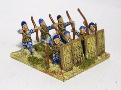 Persian Immortals with Pavise
Essex Immortals and archers (codes MPA114  Amrtaka (Immortal) H.I. javelin & pavise and MPA119 archers). Whicker effect simply by inking
Keywords: EAP