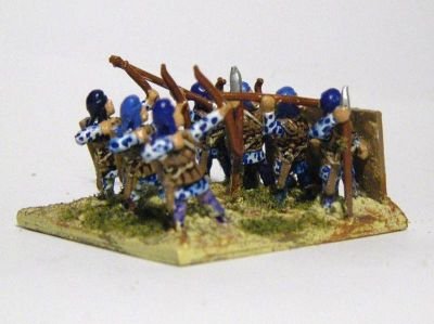 Persian Immortals with Pavise
Essex Immortals and archers (codes MPA114  Amrtaka (Immortal) H.I. javelin & pavise and MPA119 archers). Whicker effect simply by inking
Keywords: EAP