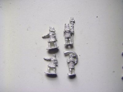 Early Imperial Roman Command 
EIR Legionaries from [url=http://www.rebelminis.com/]Rebel Miniatures[/url] - command pack, 4 figures
Keywords: EIR