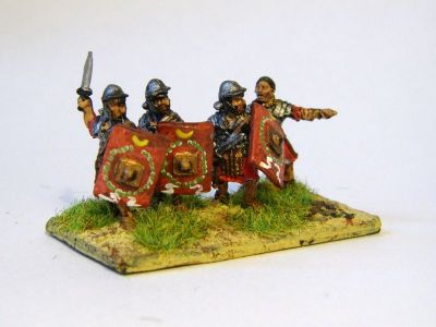 Early Imperial Roman Legionaries in segmented armour
EIR Legionaries from [url=http://www.rebelminis.com/]Rebel Miniatures[/url]
Keywords: EIR