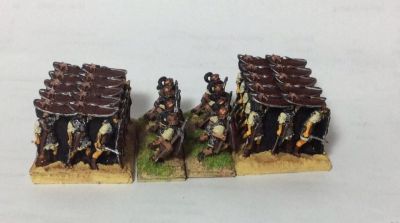 Click to view full size image
==============
15mm almost-testudo
Resin 1-piece casting Comparison with Old Glory Romans
Keywords: LRR 15mm almost-testudo
Resin 1-piece casting Comparison with Old Glory Romans
Keywords: LRR