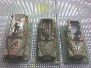 Sdkfz 251s 
Keywords: Compare