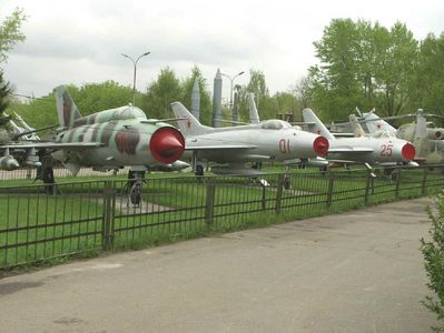 Migs and SU's
