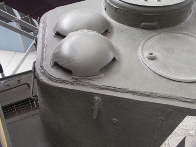 T34/85
The T-43's turret design was hurriedly adapted by V. Kerichev at the Krasnoye Sormovo Factory to fit the T-34. This was seen as a compromise between advocates for the T-43, and others in the high command who wanted to continue to build as many 76 mm armed T-34s as possible, without interruption. The resulting new T-34-85 tank had a much better gun and finally, a three-man turret with radio (which had previously been in the hull). Now the commander needed only to command the tank,
