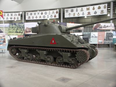 Sherman
After the heavy tank losses of the Battle of the Bulge, in January 1945, General Eisenhower asked that no more 75 mm M4s be sent to Europe: only 76 mm M4s were wanted

