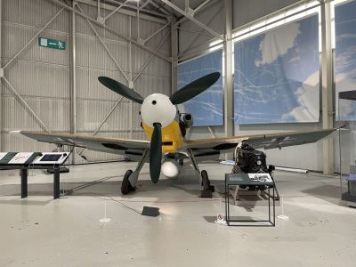Me 1090 G2
