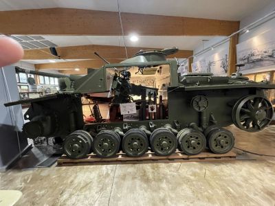 Cut away StuG
