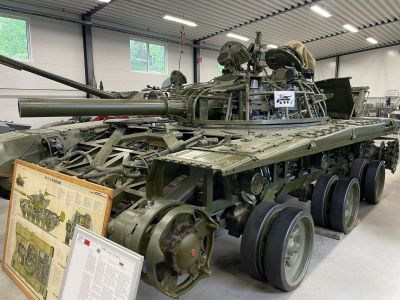 T72
