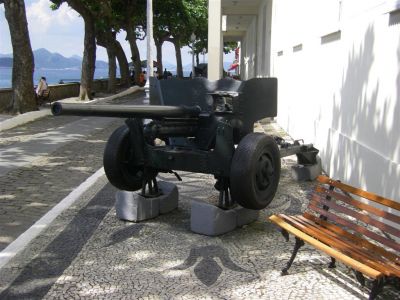 Images from Fort Copacabana, Rio
[url=http://en.wikipedia.org/wiki/Fort_Copacabana]Fort Copacabana, Rio[/url] contains the Museum of the History of the Brazilian Army and a coastal defense fort, Fort Copacabana

