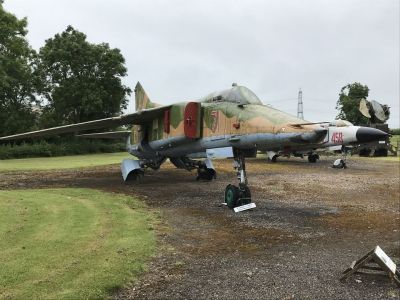 MiG 27
