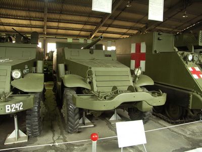 Whute M3 scout car / apc
