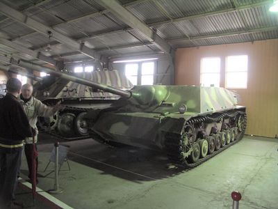 PzJg Iv L/70
