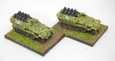 Red 3 Sdkfz 251 Hanomags 
With crew and gunner
