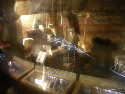 Rather blurry picture of a soldier inn a trench
Taken at the surprisingly impressive [url=http://www.armedforcesmuseum.com/]Armed Forces Museum[/url] in Largo, near Tampa, Florida
