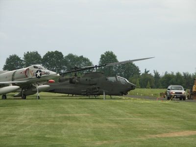 Cobra and A4 Skyhawk
Taken at Evergreen Aerospace Museum, McMinnville, Oregon
