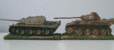 Panther & JagdPanther
Keywords: Compare