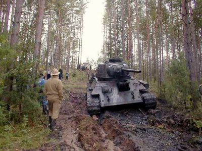 T34/76A recovered from an Estonian lake
T34/76A in German markings recovered (alledgedly in working order) from an Estonnian lake. Follow [url=http://www.englishrussia.com/?p=299]this link[/url] for the full story 
Keywords:  Russian German