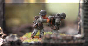 German MG42 team